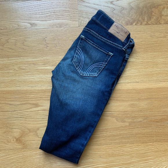 Hollister Blue Jeans Brand New Never Worn - Picture 1 of 5